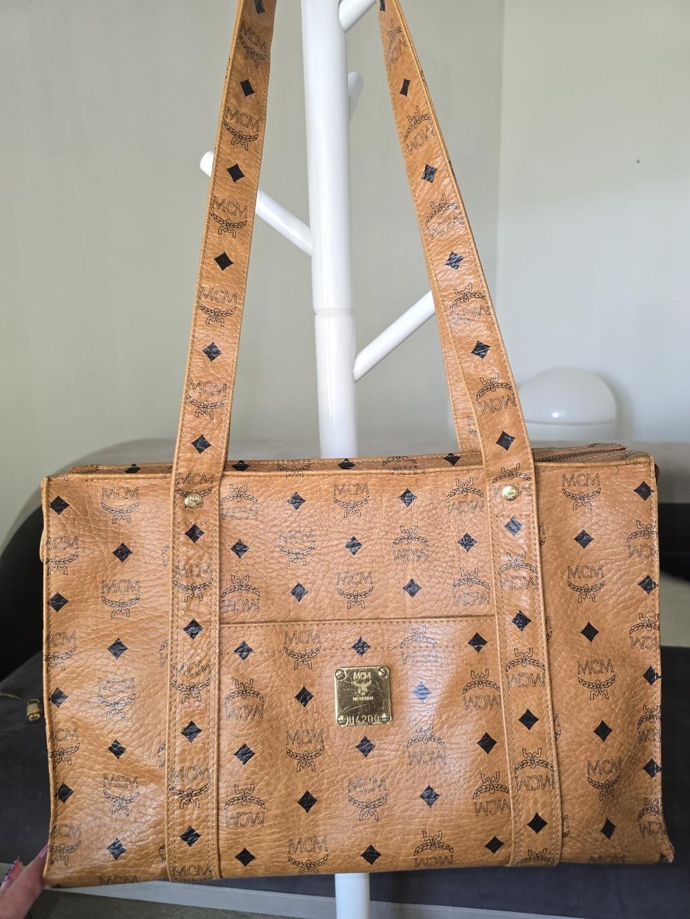 Authentic MCM Cognac Visetos Tote Shopper Bag Gold Plaque U4200 CheckCheck COA